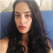 Insegnate di italiano laureata in Lettere Moderne, offre ripetizioni di italiano in presenza, nel rispetto di tutte le norme di sicurezza, e online, per alunni di scuole elementari, medie e superiori